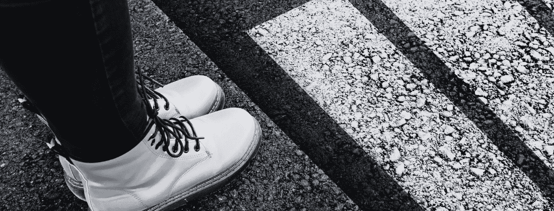 pedestrian stopped before crosswallk