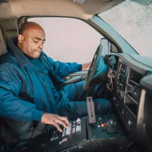 Causes of truck accidents: distracted driver